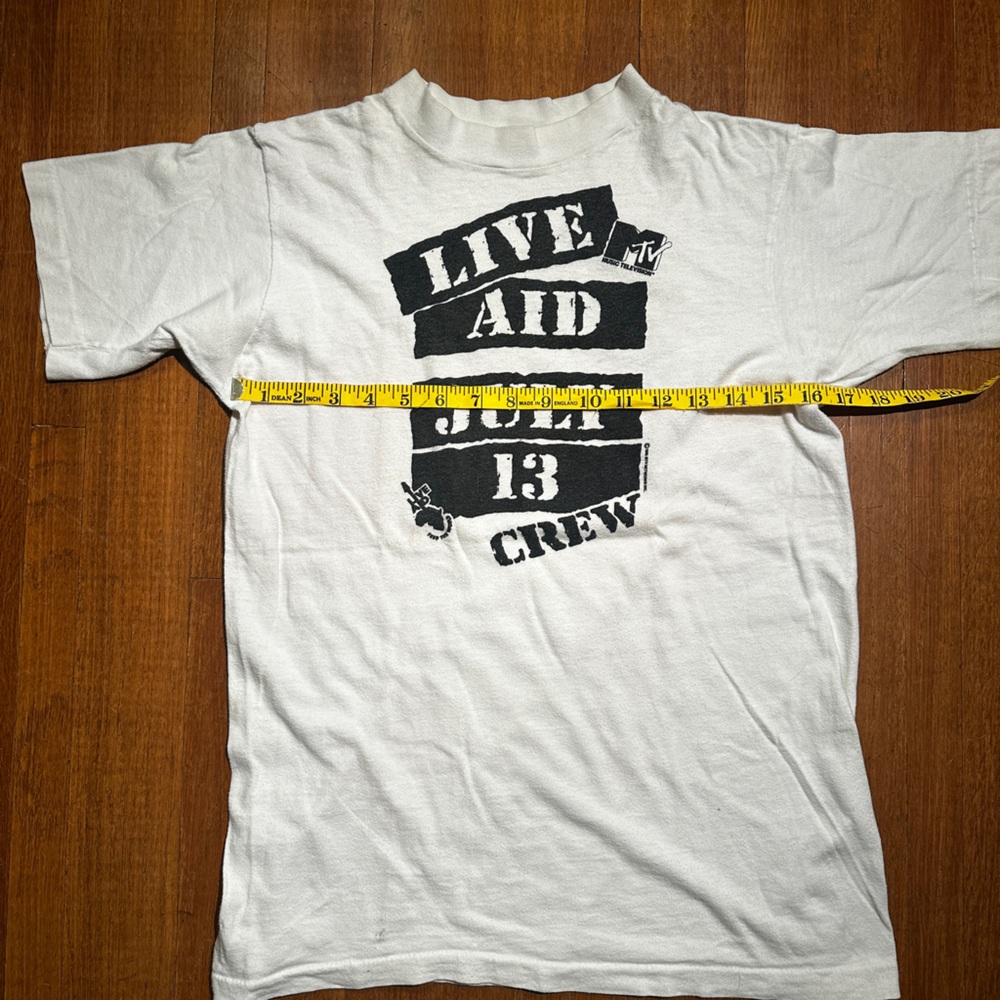 MTV White Short Sleeve Tee - Picture 3 of 4
